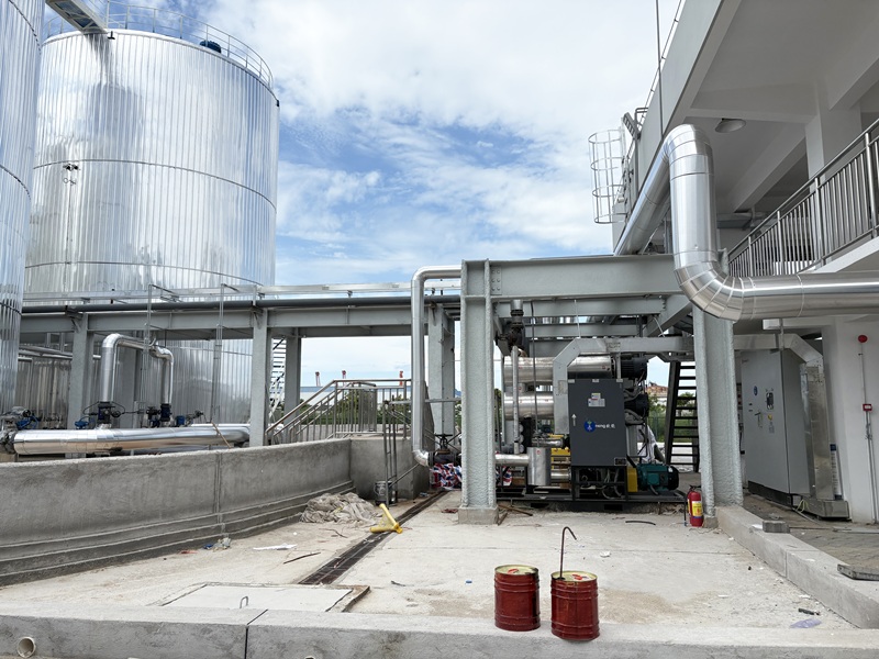 導(dǎo)熱油電加熱設(shè)備用電量大嗎？