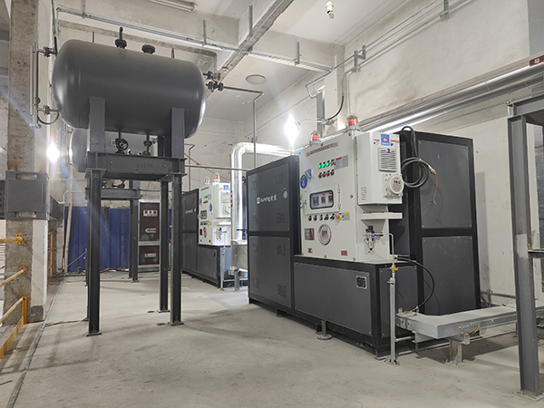 防爆導(dǎo)熱油電加熱器生產(chǎn)廠家，解決工業(yè)安全隱患