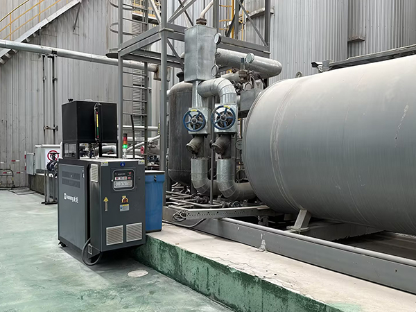 電加熱導(dǎo)熱油加熱器是什么