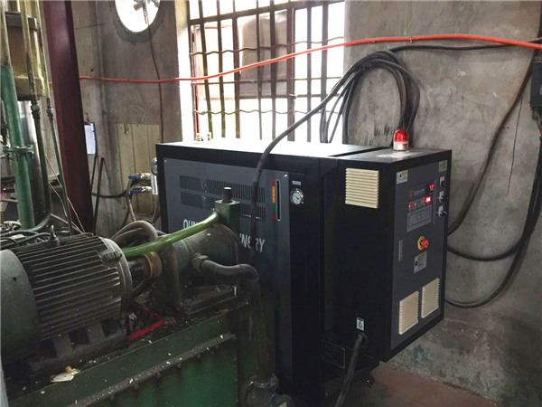 汽車模壓保險杠用油溫機(jī)