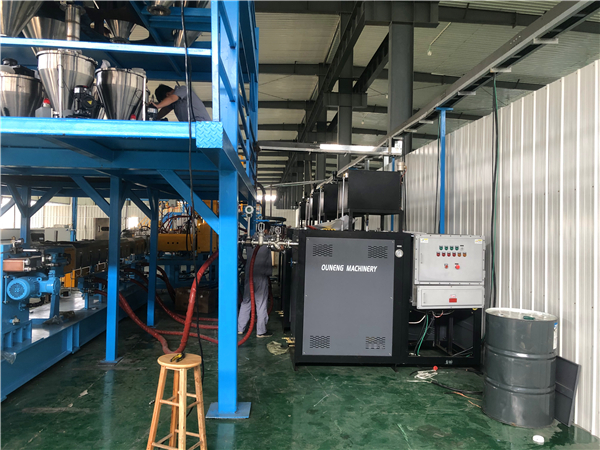 模溫機不更換導熱油會導致哪些問題產(chǎn)生？歐能分析