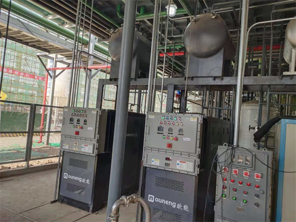 防爆油電加熱器助力化學(xué)品加工，精準(zhǔn)控溫保障