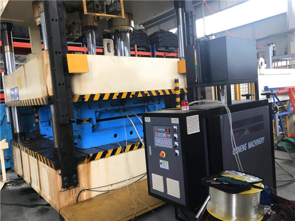 影響模溫機(jī)功率的因素有哪些？「歐能機(jī)械」表示主要有這三點(diǎn)