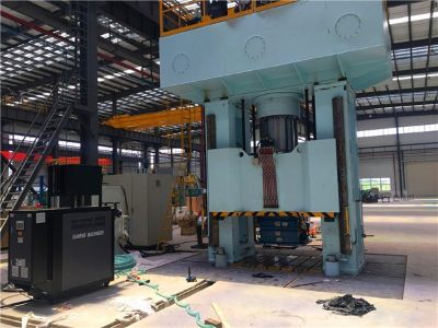 高溫油溫機(jī)在碳纖維成型中控溫作用，問「歐能機(jī)械」