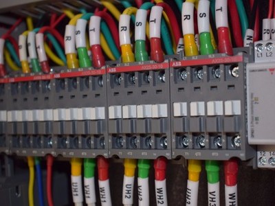 模溫機(jī)生產(chǎn)從實(shí)用到精細(xì)，「歐能機(jī)械」為您介紹