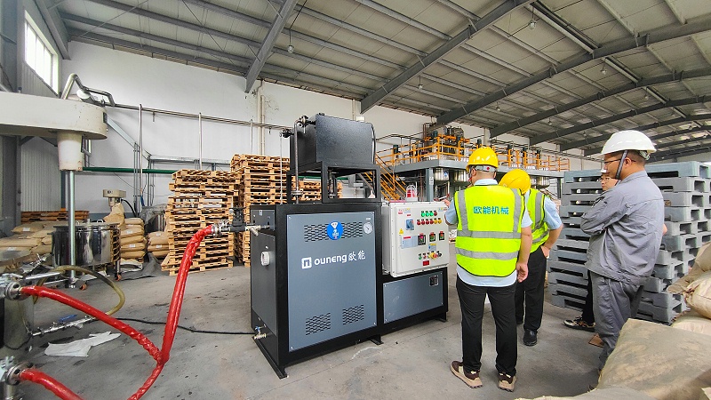 化工防爆模溫機(jī)安裝防爆電控柜，解決散熱問題