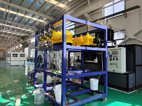 化工醫(yī)藥產(chǎn)品反應釜防爆油溫機