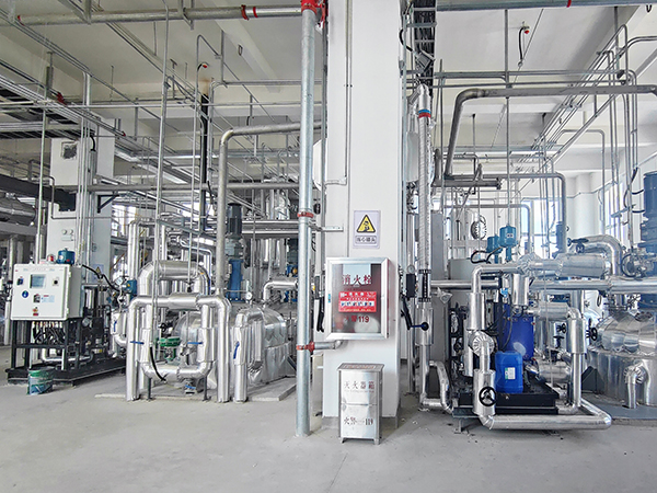 用TCU溫控系統(tǒng)控溫，穩(wěn)定又降本