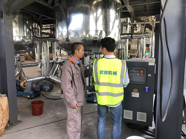 高溫反應(yīng)釜油溫機(jī)