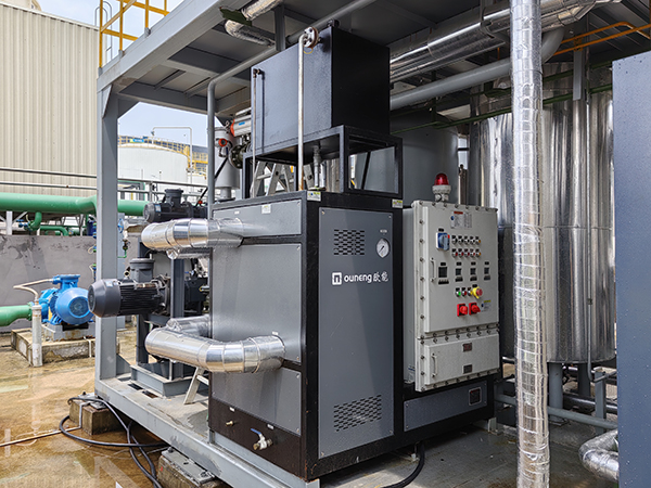 易燃易爆車間如何安全運(yùn)行？防爆型高溫油溫機(jī)給出答案