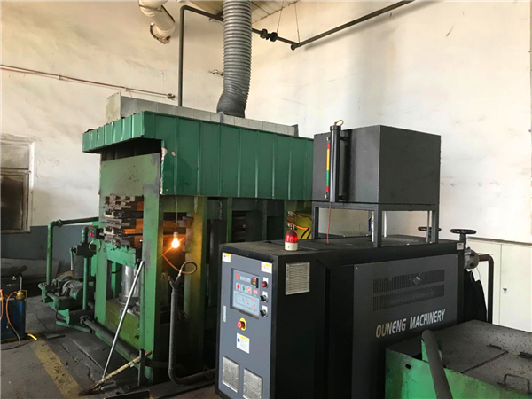 橡膠硫化機(jī)怎么選油溫機(jī)功率「歐能機(jī)械」告知選型技巧