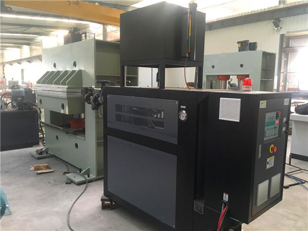 層壓機如何選電加熱導(dǎo)熱油爐「歐能機械」高效指導(dǎo)選型