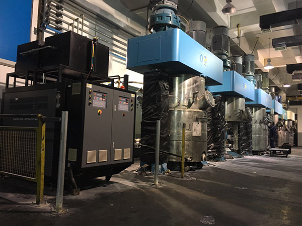 復(fù)合材料模具模溫機(jī)用于PET發(fā)泡板材生產(chǎn)，改變傳統(tǒng)生產(chǎn)工藝